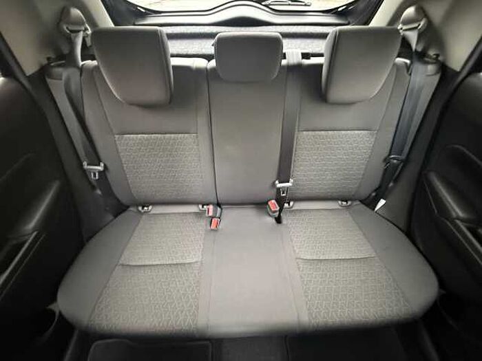 Suzuki Swift 1.2 CVT Comfort RÜCKFAHRKAMERA + PDC + NAVI Dualjet 61 kW