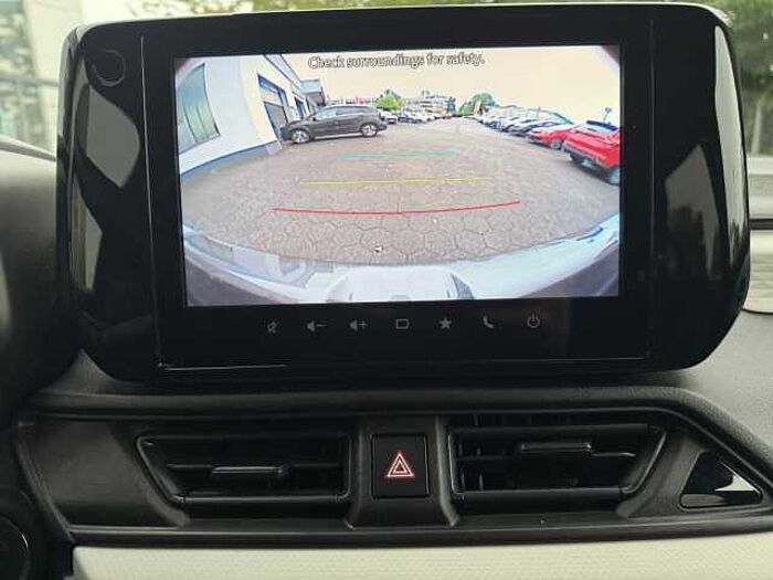 Suzuki Swift 1.2 CVT Comfort RÜCKFAHRKAMERA + PDC + NAVI Dualjet 61 kW