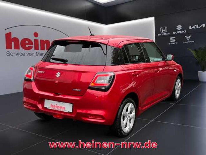 Suzuki Swift 1.2 CVT Comfort NAVI LED ACC PDC Dualjet 61 kW