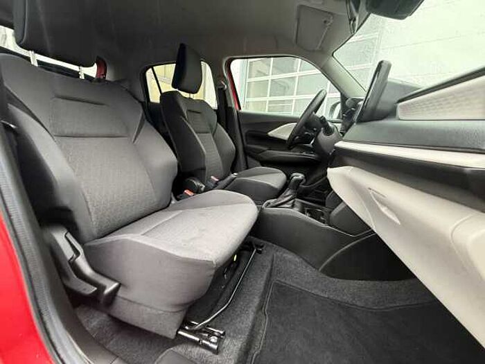 Suzuki Swift 1.2 CVT Comfort NAVI LED ACC PDC Dualjet 61 kW