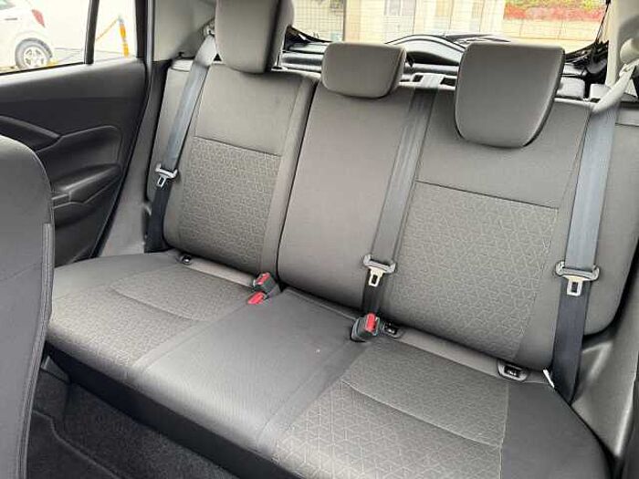 Suzuki Swift 1.2 Mild-Hybrid Comfort+ NAVI LED ACC ALU Dualjet 61 kW