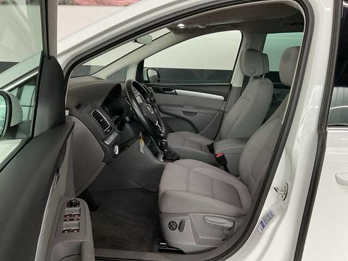 Volkswagen Sharan 1.4 TSI DSG Comfortline 7-SITZE+XENON+NAV