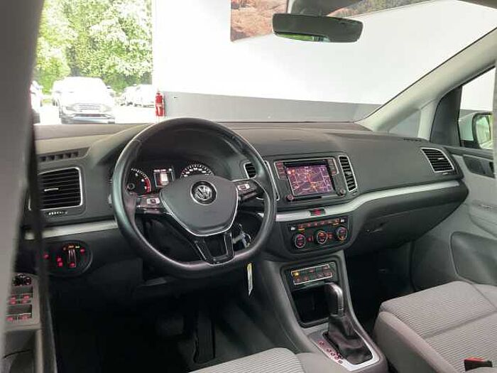 Volkswagen Sharan 1.4 TSI DSG Comfortline 7-SITZE+XENON+NAV