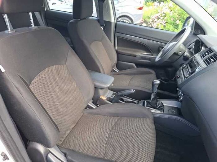 Mitsubishi ASX 1.6 MIVEC KLIMA GANZJAHRESREIFEN Basis