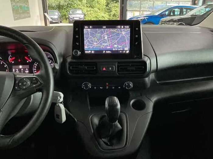 Opel Combo Life E 1.5 D Edition NAVI+AHK+2xPDC+KLIMA