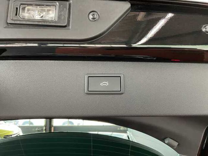 CUPRA Formentor 1.4 e-Hybrid DSG VZ NAVI+LED+ACC