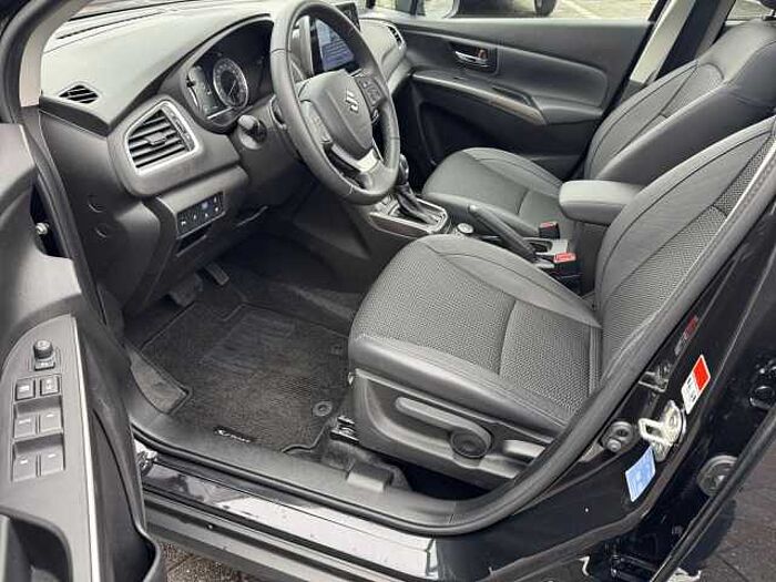 Suzuki S-Cross 1.5 Comfort+ AGS AllGrip 360° KAMERA+NAVI SX4