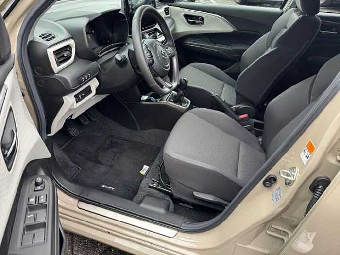 Suzuki Swift 1.2 Dualjet Comfort Plus RÜCKFAHRKAMERA+PDC Comfort+