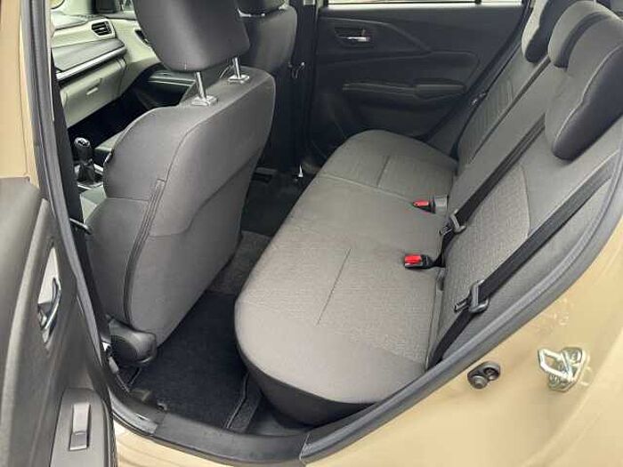 Suzuki Swift 1.2 Dualjet Comfort Plus RÜCKFAHRKAMERA+PDC Comfort+