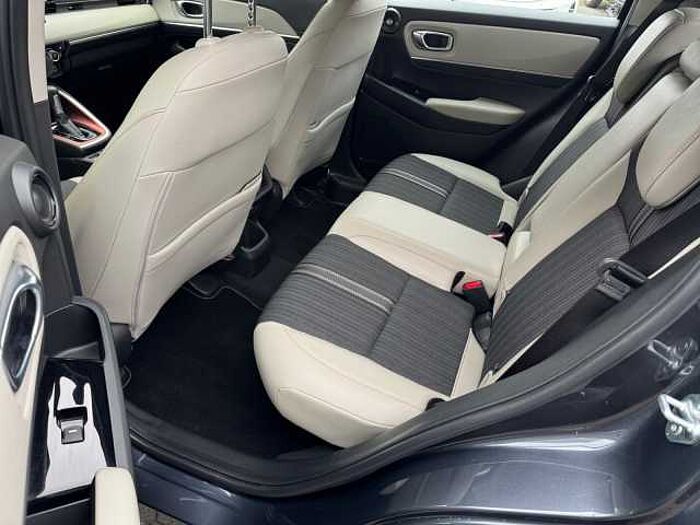 Honda HR-V 1.5 i-MMD Advance Style RÜCKFAHRKAMERA + PDC