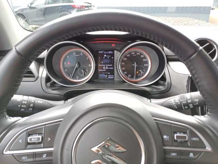 Suzuki SWIFT 1.2 COMFORT HYBRID SITZHEIZUNG + TEMPOMAT