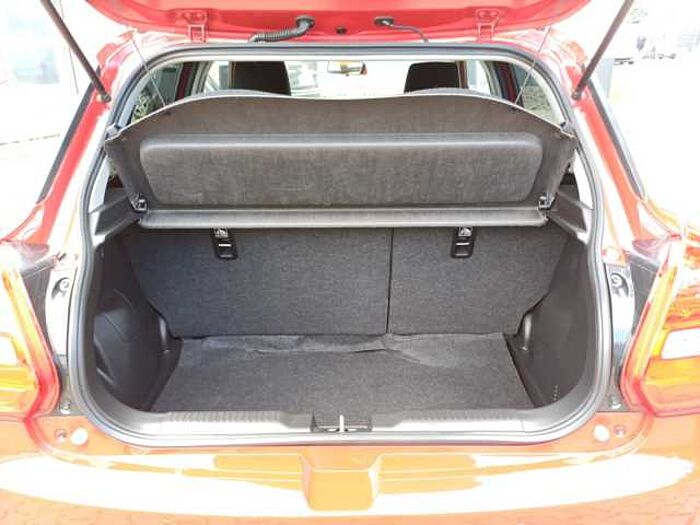 Suzuki SWIFT 1.2 COMFORT HYBRID SITZHEIZUNG + TEMPOMAT