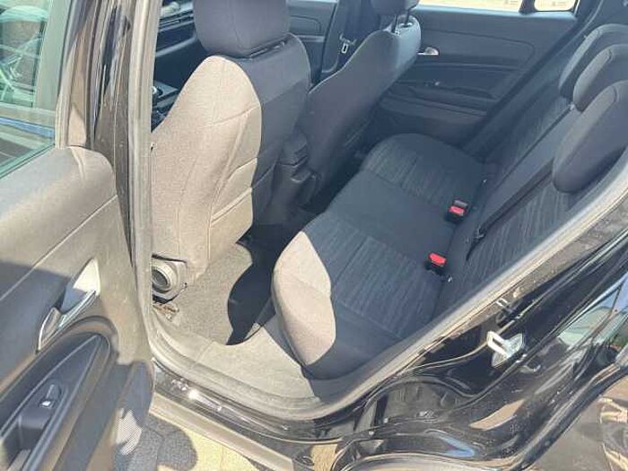 Jeep Avenger 1.2 T-GDI Longitude TEMPOMAT+LED+PDC+DAB