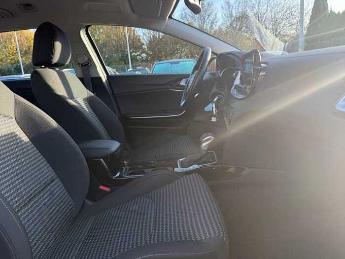 Kia ceed Sportswagon 1.5 T-GDI DCT Vision KOMFORT+ cee'd Sporty Wagon
