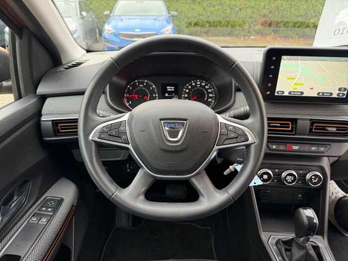 Dacia Sandero 1.0 TCe 90 CVT Stepway Comfort NAVI LED