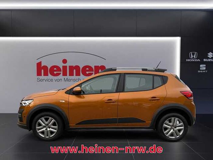 Dacia Sandero 1.0 TCe 90 CVT Stepway Comfort NAVI LED