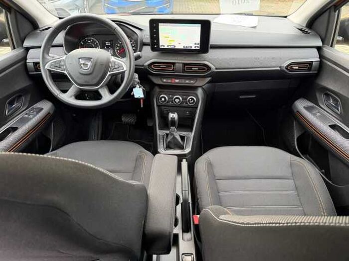 Dacia Sandero 1.0 TCe 90 CVT Stepway Comfort NAVI LED