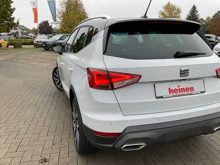 SEAT Arona FR 1.5 TSI DSG NAVI LED ACC AHK KESSY
