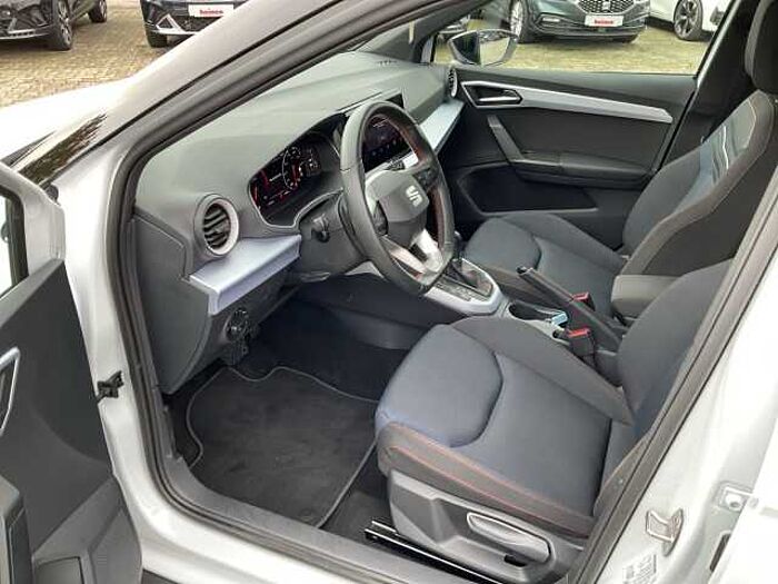 SEAT Arona FR 1.5 TSI DSG NAVI LED ACC AHK KESSY