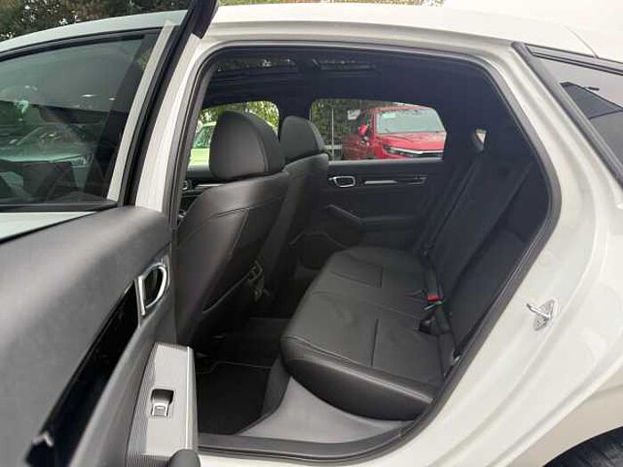 Honda Civic 2.0 e:HEV Advance PANO NAVI RÜCKFAHRKAMERA