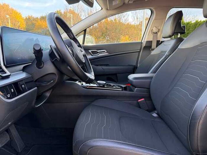 Kia Sportage 1.6 T-GDI DCT Spirit NAVI LED