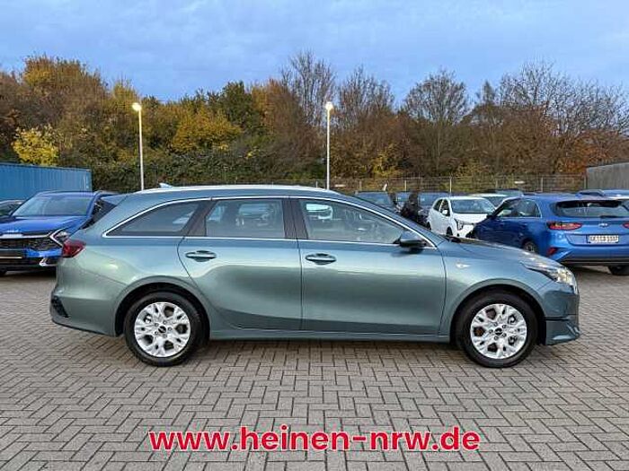 Kia ceed Sportswagon 1.5 T-GDI DCT Vision NAVI LED cee'd Sporty Wagon
