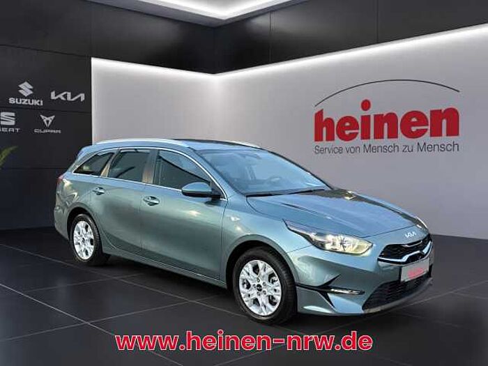 Kia ceed Sportswagon 1.5 T-GDI DCT Vision NAVI LED cee'd Sporty Wagon