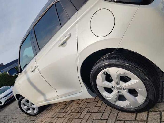 Suzuki SWIFT COMFORT ALLGRIP HYBRID PDC+LM+KAMERA Dualjet 61 kW
