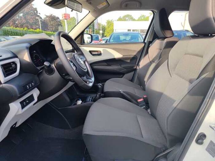 Suzuki SWIFT COMFORT ALLGRIP HYBRID PDC+LM+KAMERA Dualjet 61 kW