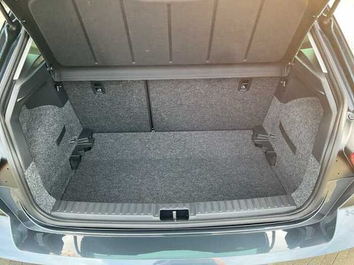 SEAT Ibiza 1.0 TSI Road Edition LED / SITZHEIZUNG