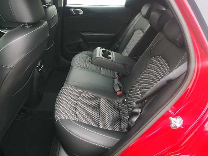 Kia Xceed 1.5 SPIRIT DCT NAVI SITZ & LENKRADHEIZUNG