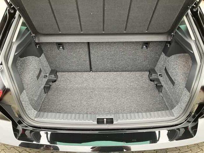 SEAT Ibiza 1.0 TSI Road Edition LED/6 GANG/TEMPOMAT