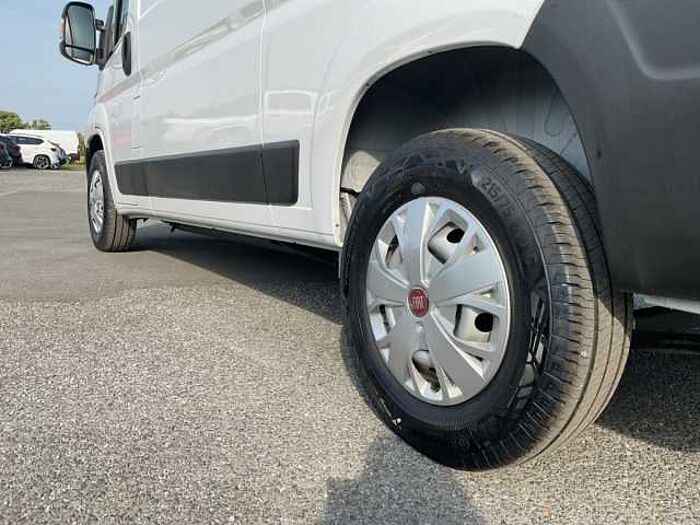 Fiat Ducato E 35 L2H2 Kastenwagen 47kWh NAVI RS: 3m