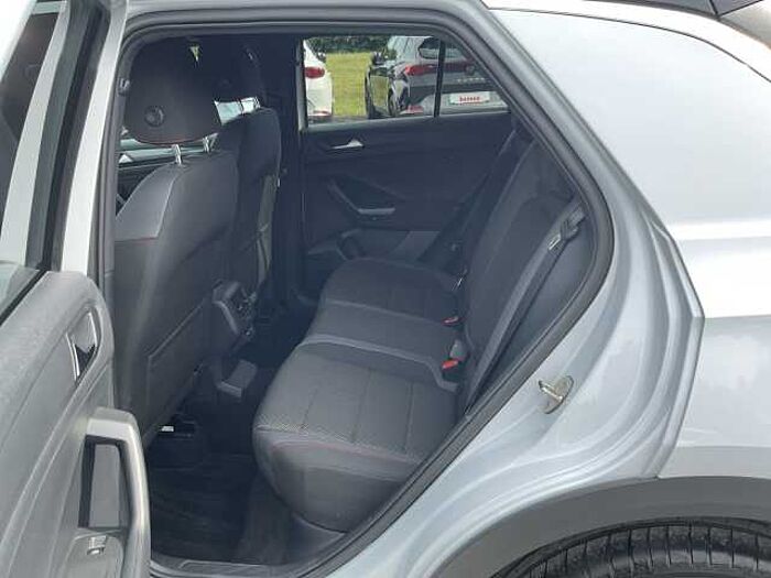 Volkswagen T-Roc 1.5 TSI DSG Sport LED+NAV+SHZ+PDC+Kamera
