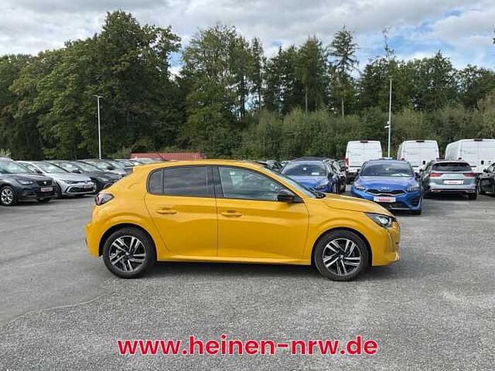 Peugeot 208 1.2 PureTech 100 Allure Pack NAVI+KAMERA+PDC