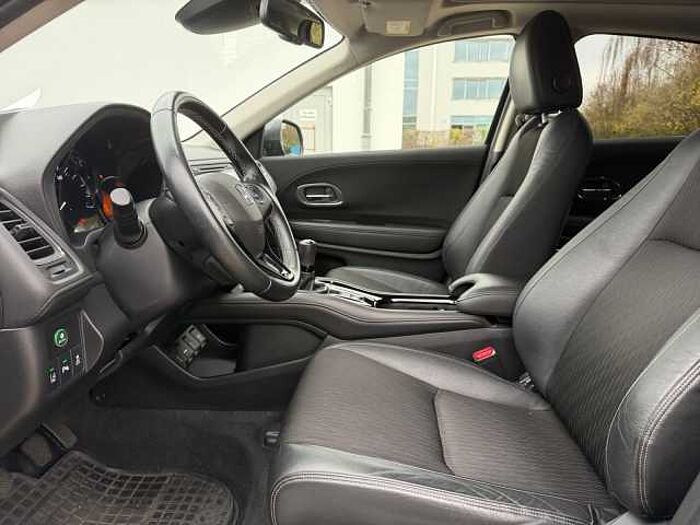 Honda HR-V 1.5 i-VTEC Executive LED+Navi+Pano+SD+SHZ