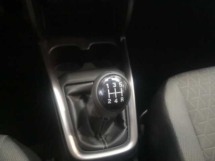 Suzuki Swift 1.2 Comfort+ NAVI LED ACC ALU Dualjet 61 kW