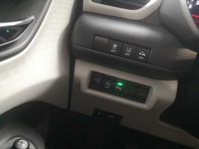 Suzuki Swift 1.2 Comfort+ NAVI LED ACC ALU Dualjet 61 kW