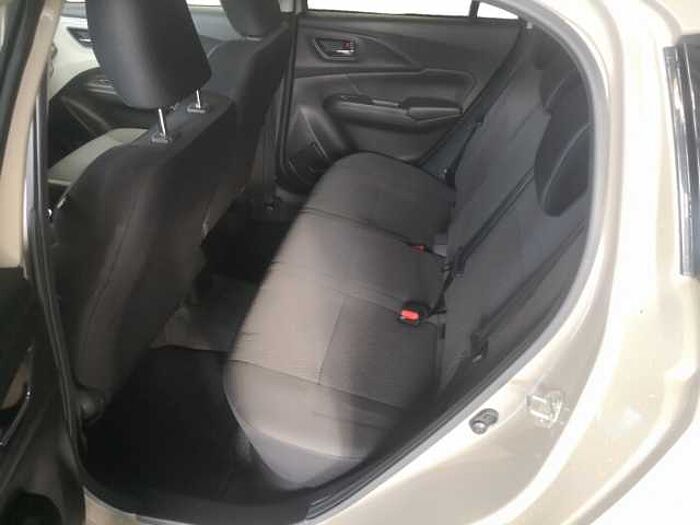 Suzuki Swift 1.2 Comfort+ NAVI LED ACC ALU Dualjet 61 kW