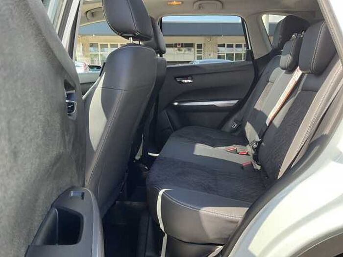 Suzuki VITARA 1.4 COMFORT+ Allgrip NAVI LED PANO