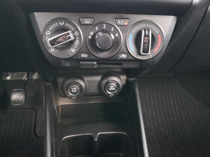 Suzuki Swift 1.2 Club Hybrid ACC+LED+DAB