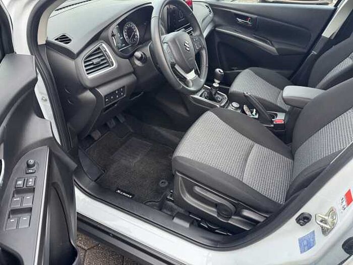 Suzuki S-Cross 1.4 Boosterjet Comfort AllGrip NAVI+DAB SX4