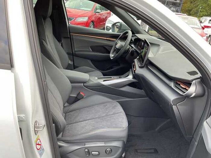 CUPRA Terramar 1.5 eTSI DSG SITZHEIZUNG / DCC / DSG