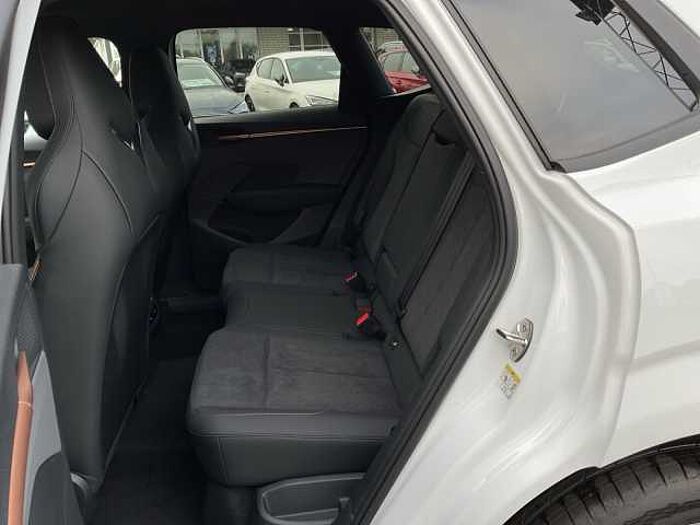 CUPRA Terramar 1.5 eTSI DSG SITZHEIZUNG / DCC / DSG