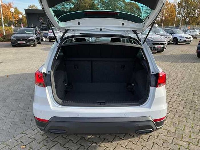 SEAT Arona 1.0 TSI Road Edition DSG SHZ/DCC/LED