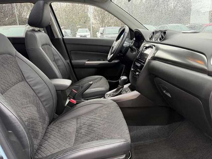 Suzuki Vitara 1.5 Comfort+ AGS ACC+LED+Navi+SD+LM
