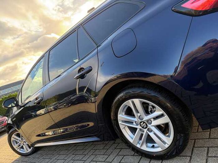 Suzuki Swace Comfort+ PLUS CVT Hybrid ACC+LED+SHZ+LM