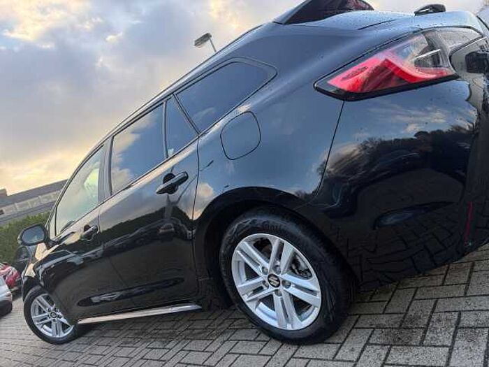 Suzuki Swace Comfort+ PLUS CVT Hybrid ACC+LED+SHZ+LM