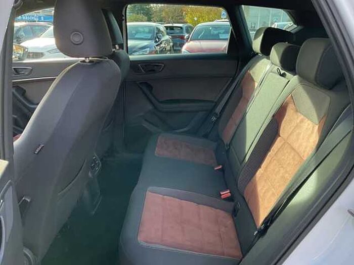 SEAT Ateca 1.4 TSI Xcellence NAVI LED ACC