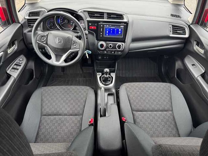 Honda Jazz 1.3 i-VTEC Comfort PDC TEMPOMAT DAB-RADIO